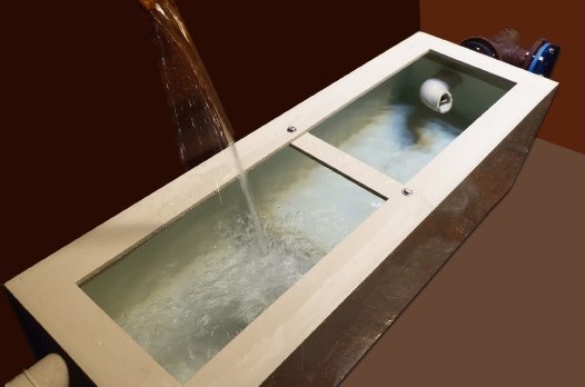 Beruuhigungsstrecke für Brunnenwasser Maßangefertigt aus PP in Schacht